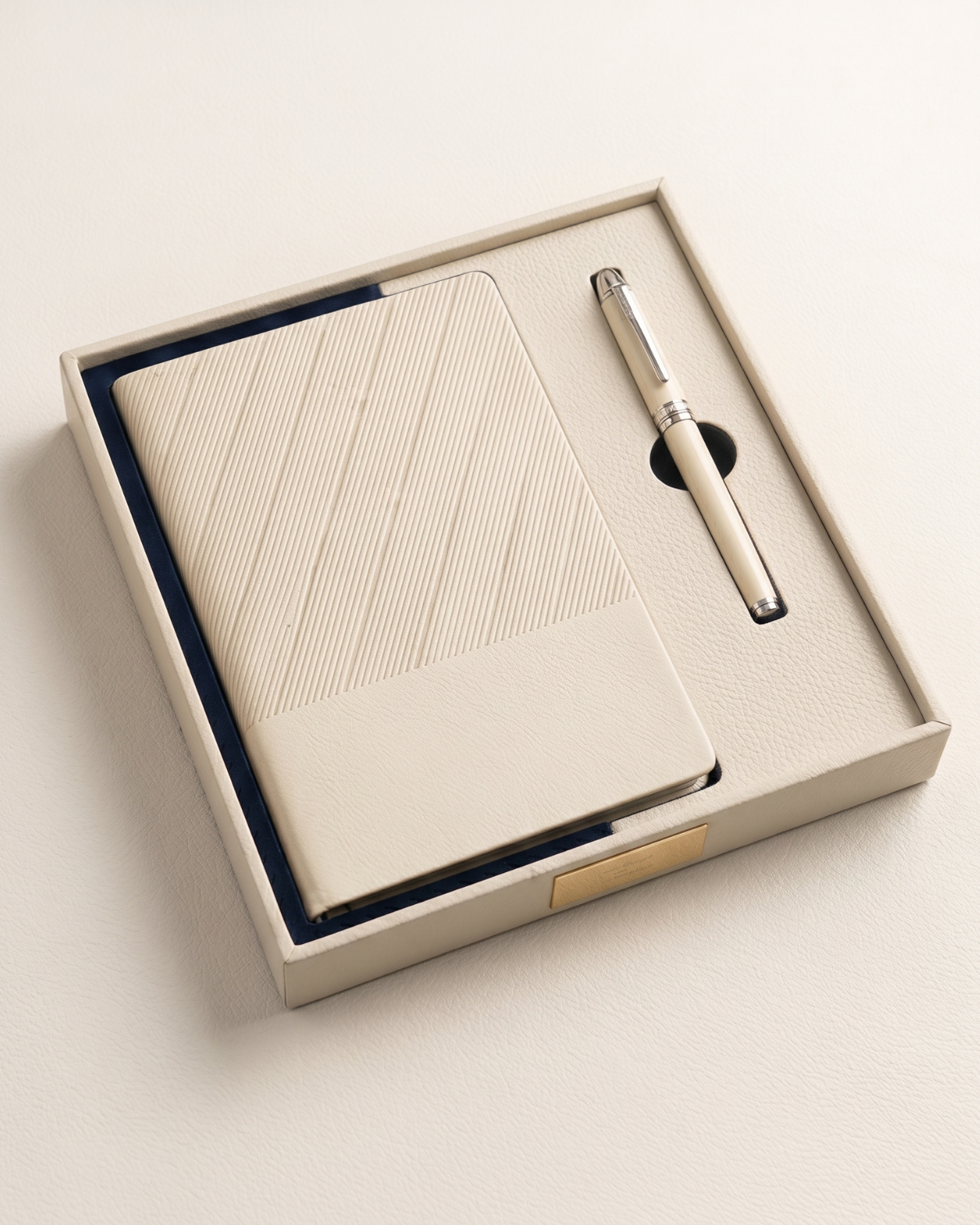 The Legacy Desk Set - Notebook and Pen